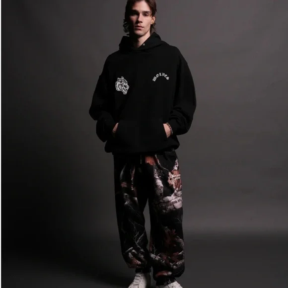 DARC SPORT WOLVES LOUNGER SWEAT PANTS IN DARC WOODLAND CAMO - Picture 3 of 11